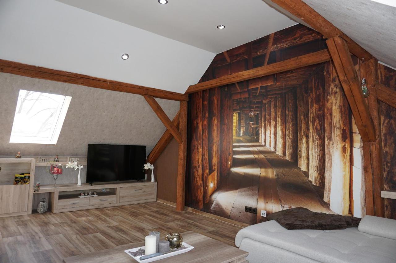 Aussergewoehnliche Dachgeschosswohnung Koenigslutter am Elm Exterior photo