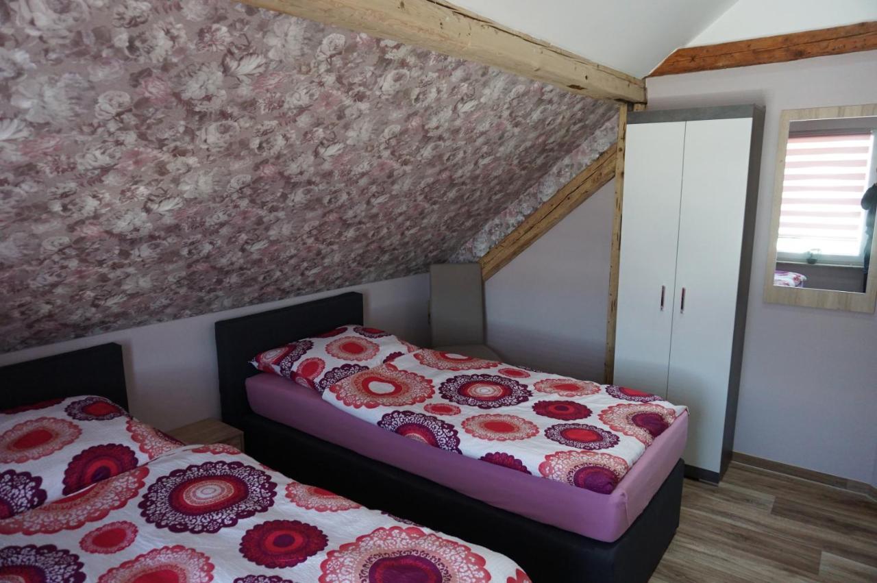 Aussergewoehnliche Dachgeschosswohnung Koenigslutter am Elm Exterior photo