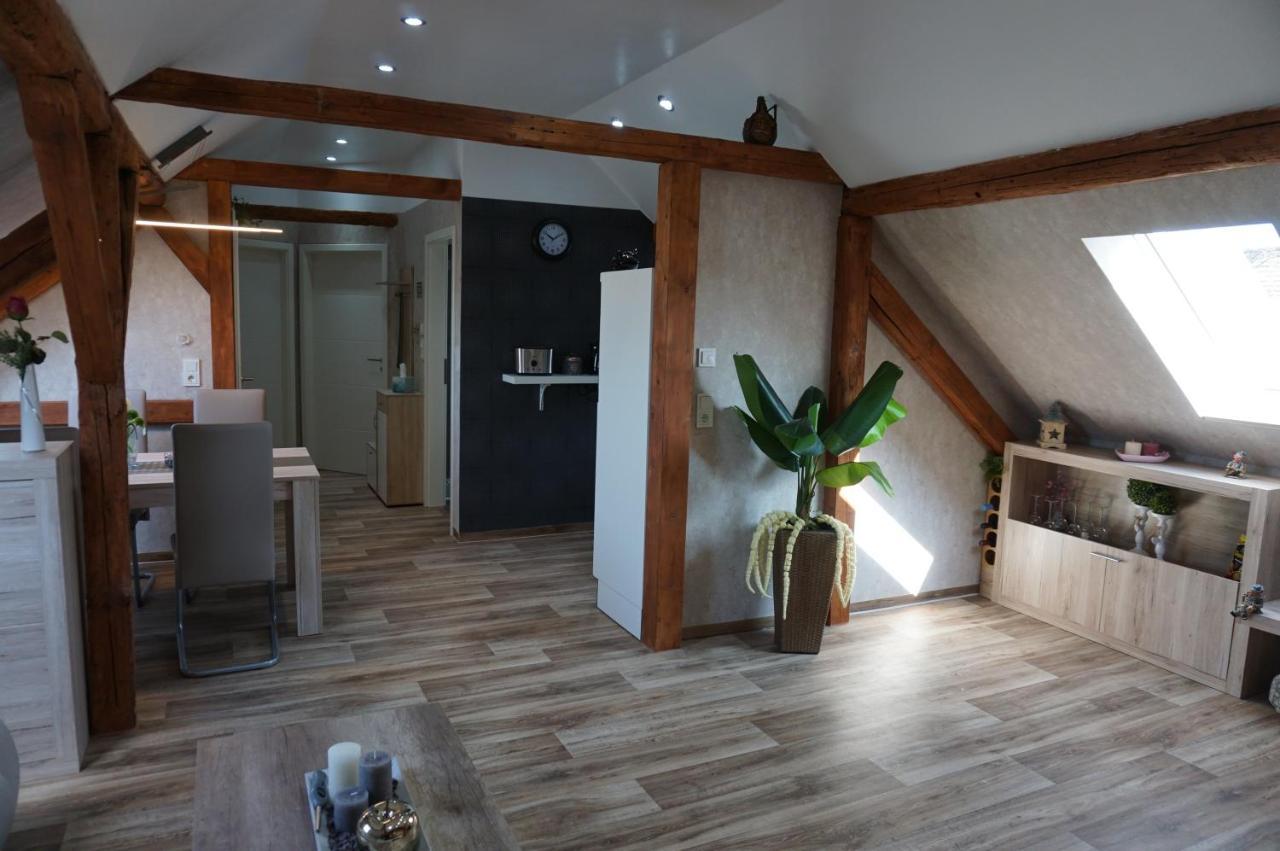 Aussergewoehnliche Dachgeschosswohnung Koenigslutter am Elm Exterior photo